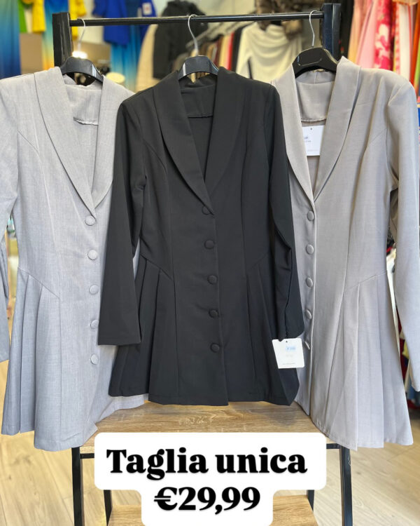 Abitino modello Blazer - immagine 4